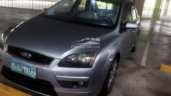 2005 Ford Focus Ghia