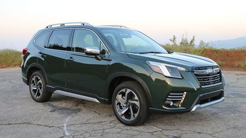 2024 Subaru Forester in green on GMR